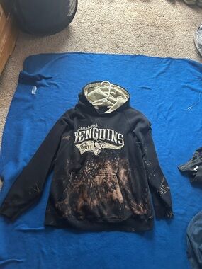 Pittsburgh Penguins Black/Beige Pullover Hoodie - Team Logo